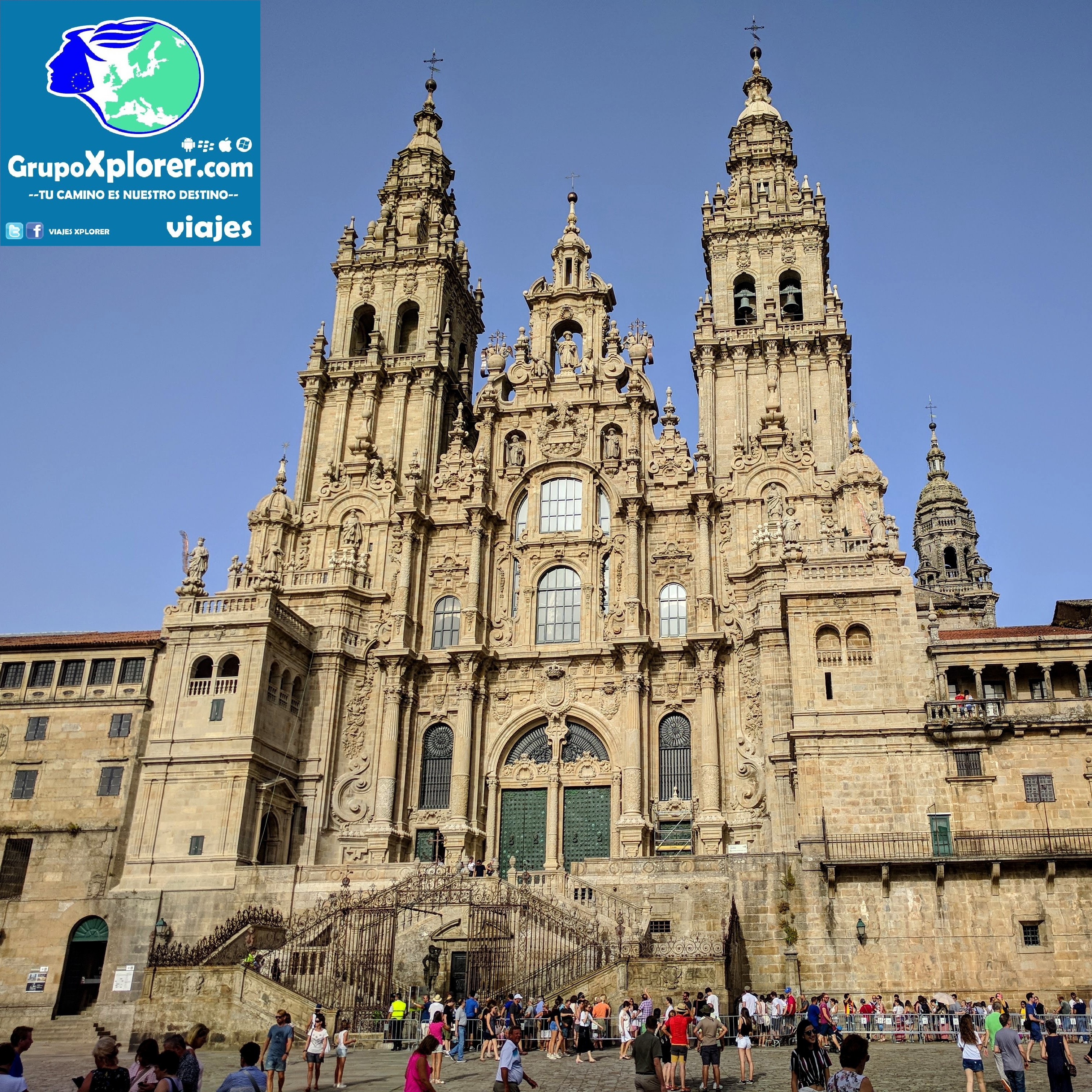 Catedral_de_Santiago_de_Compostela_agosto_2018_(cropped)