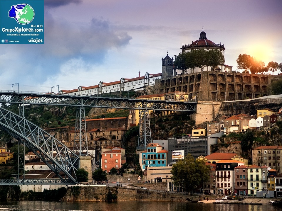 Oporto con logo