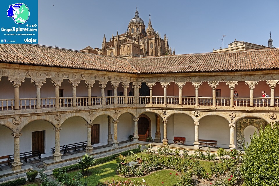 cloister logo
