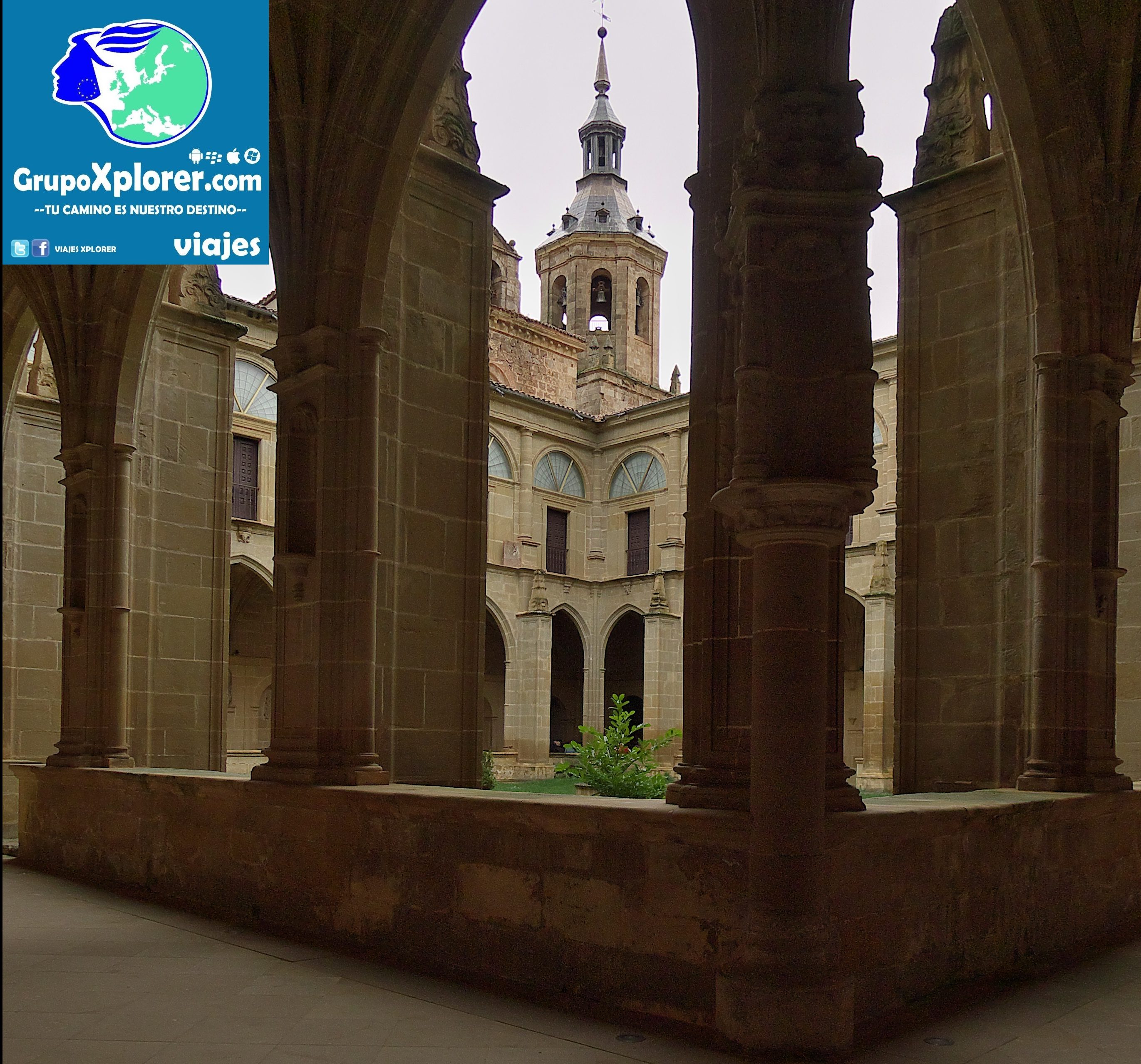 Monasterio_de_Yuso._Claustro
