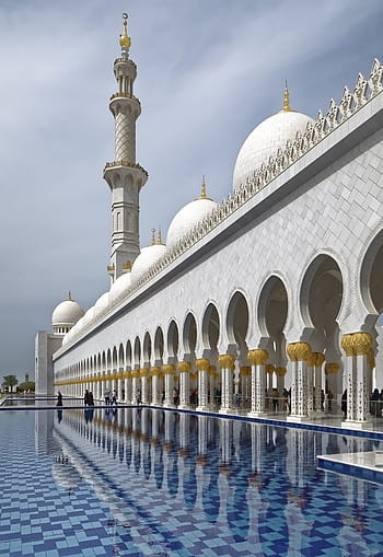 u-a-e-abu-dhabi-sheikh-zayed-grand-mosque-minaret-royalty-free-thumbnail