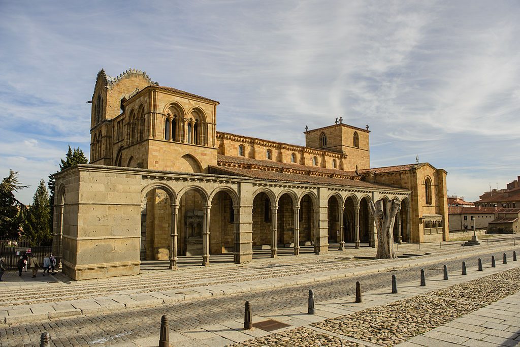 Basilica_of_San_Vicente,_Ávila,_España